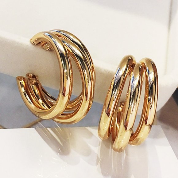 NEW 1.25'' Gold Triple Hoop Earrings - Picture 1 of 6